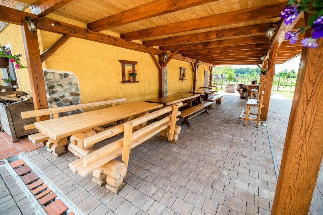 Apartment With Sauna Pr' Geci Dobova Eksteriør bilde