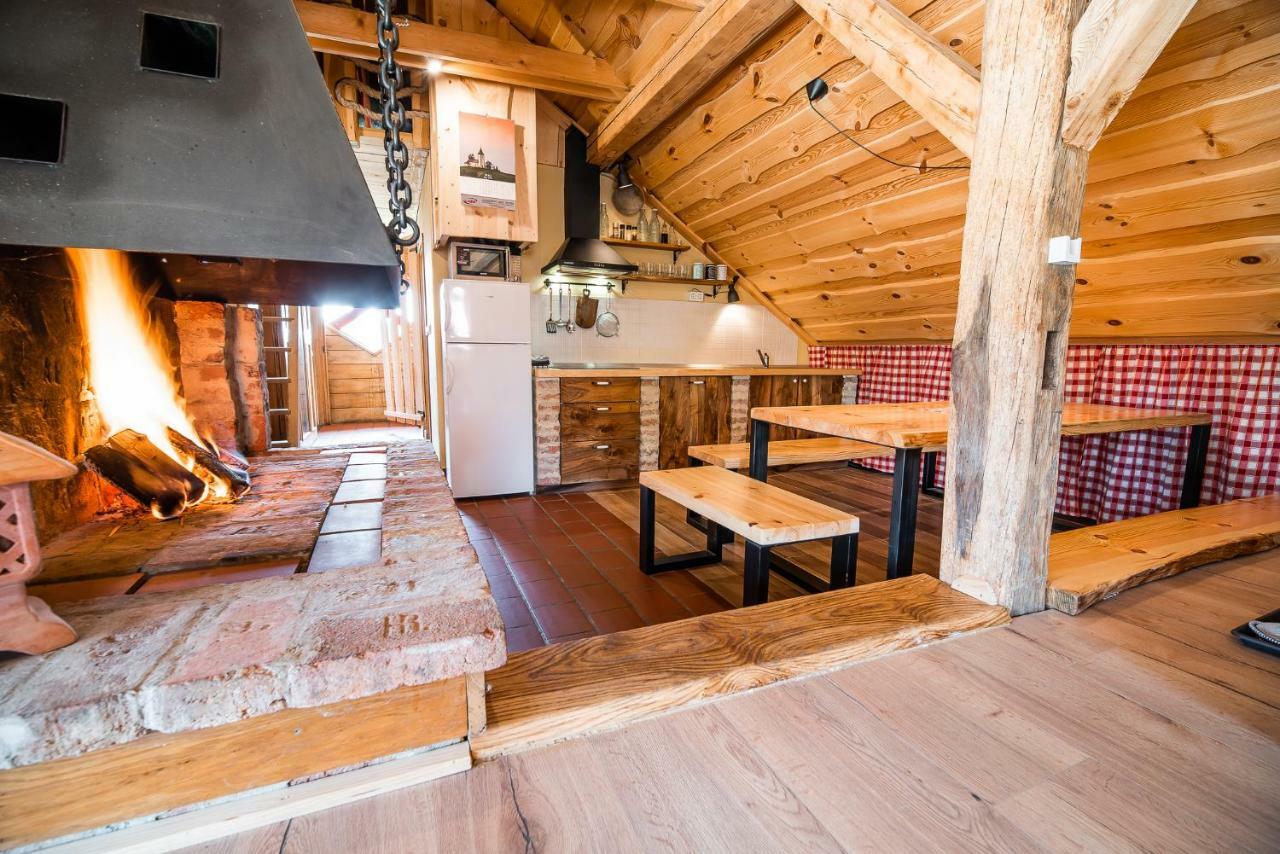 Apartment With Sauna Pr' Geci Dobova Eksteriør bilde