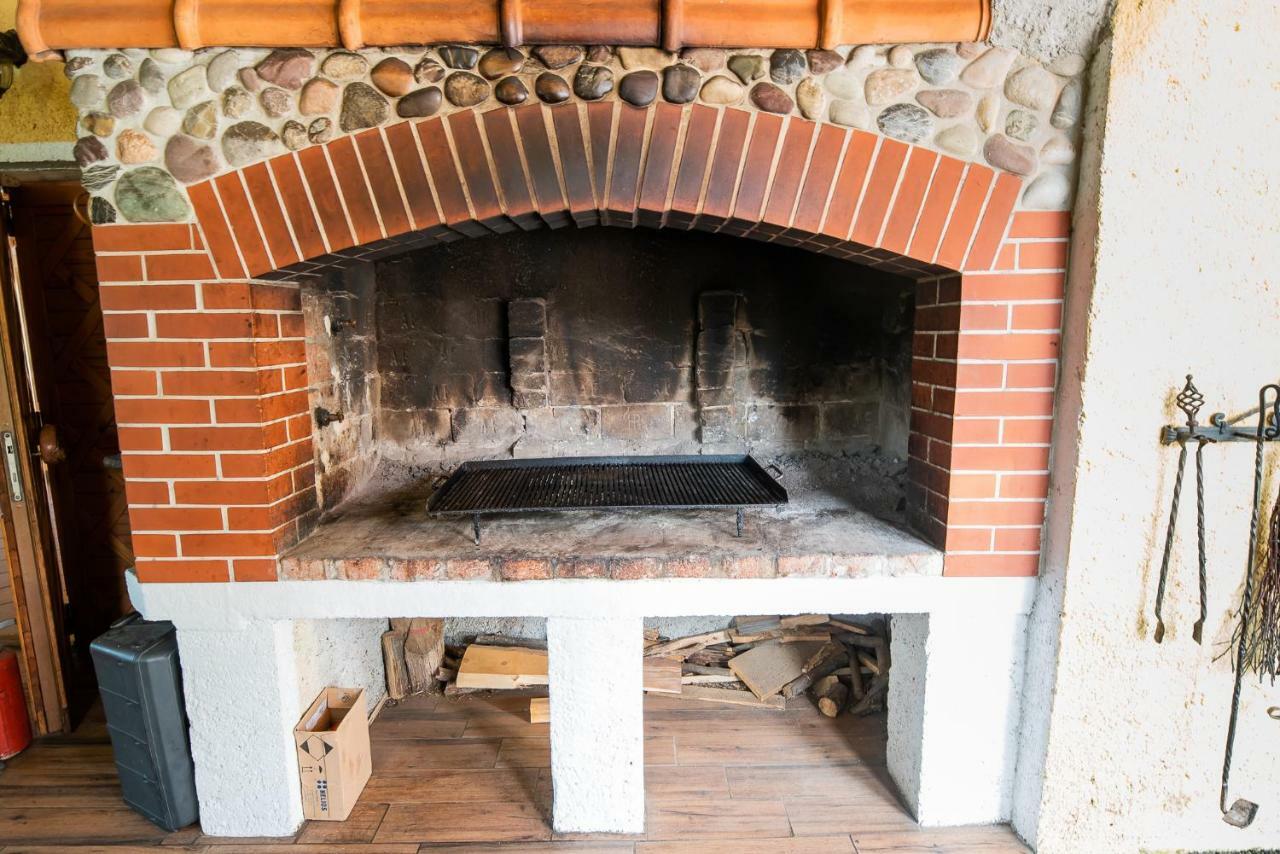 Apartment With Sauna Pr' Geci Dobova Eksteriør bilde